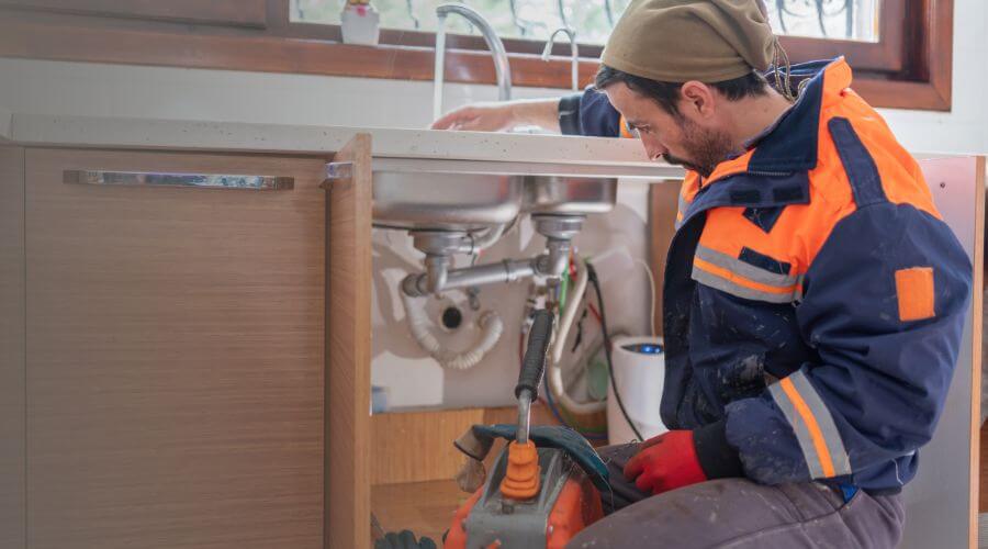 Local expert plumbing services in Chesterhill, OH